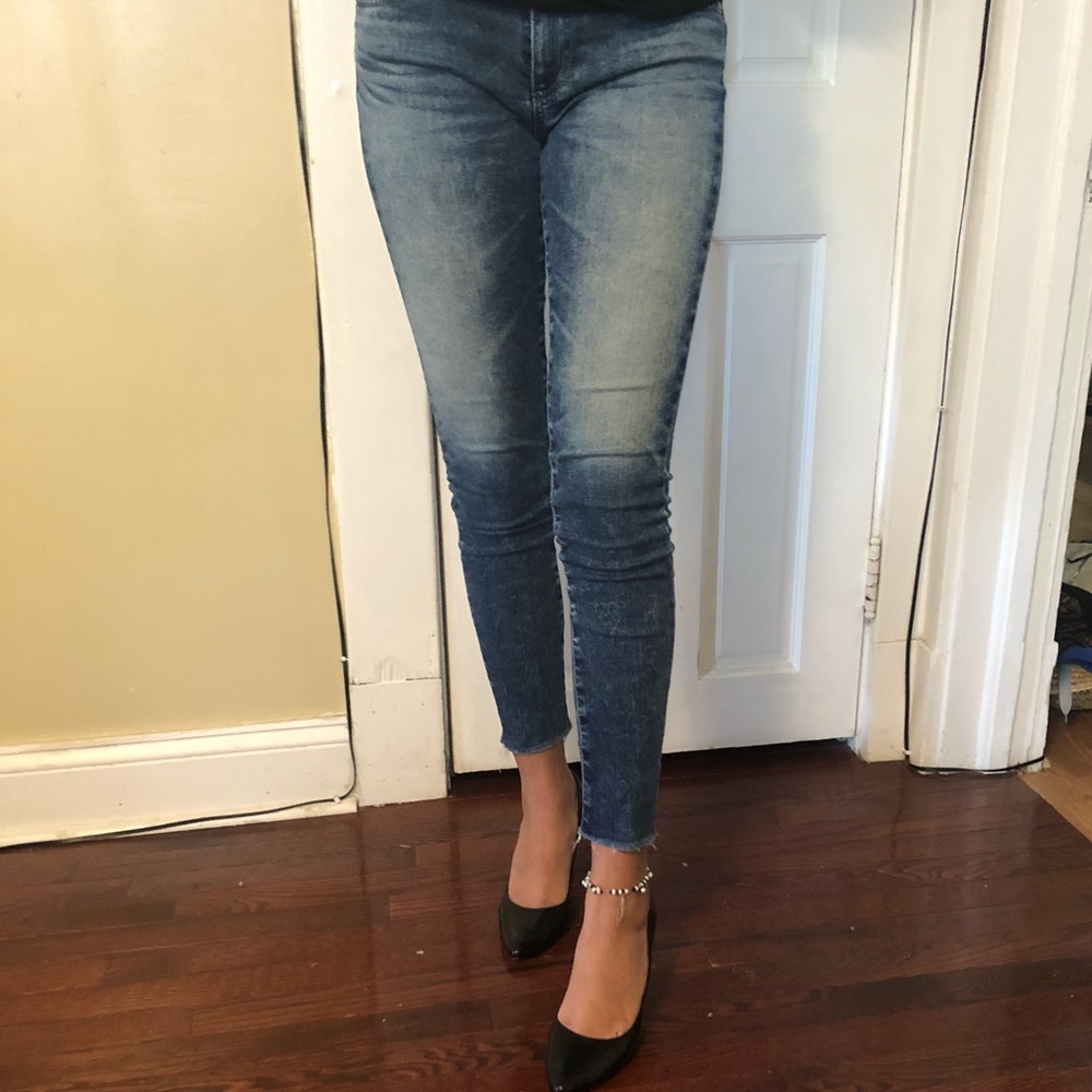 AG Denim. Blue skinny frayed cropped jeans